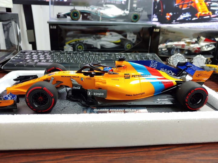 [開箱]MINICHAMPS 1/18 McLaren MCL33 F.ALONSO L.E. 518 pcs.