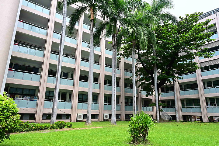 點我看大圖 Z7+14-30mm F4.0 S實拍600多人大合照:高雄女中77級78級畢業30重聚