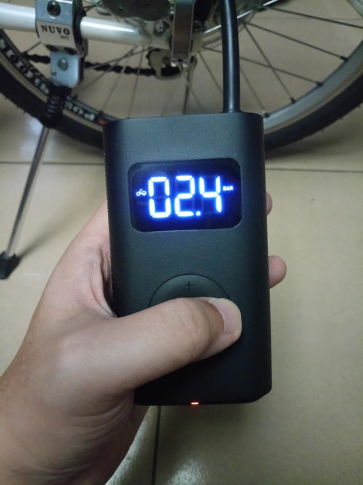 [快速開箱] 雙11購物節 小米電動打氣機當日到貨!
