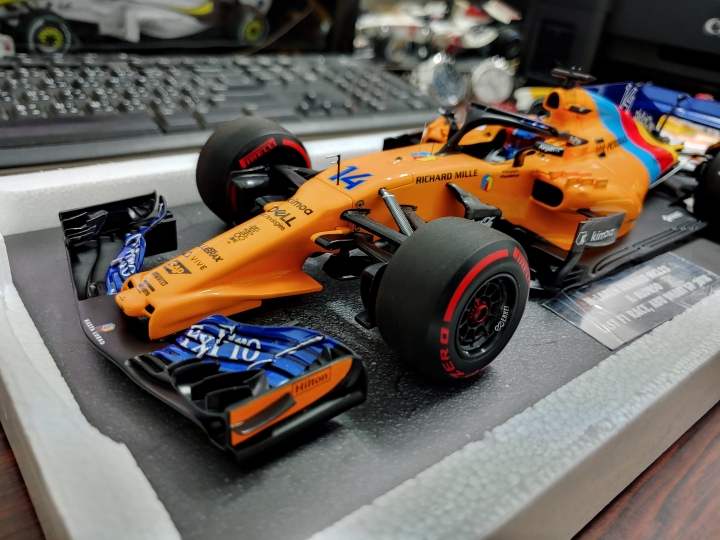 [開箱]MINICHAMPS 1/18 McLaren MCL33 F.ALONSO L.E. 518 pcs.