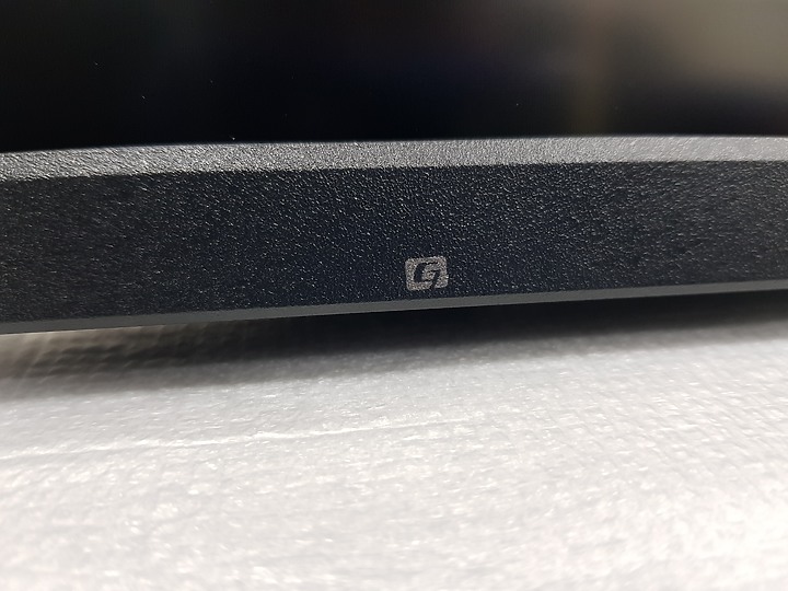 【小宅開箱】MSI Optix MAG271R 便宜的 165Hz 1ms 的電競螢幕 不專業開箱