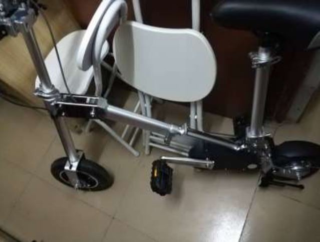 搭高鐵!搭公車!放車上!搭乘大眾運輸工具適合隨身攜帶的迷你小徑摺疊單車!