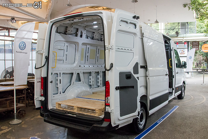 【採訪】Volkswagen Crafter Van實地賞車! 超大肚量商用霸王長/中軸車型聯袂登場