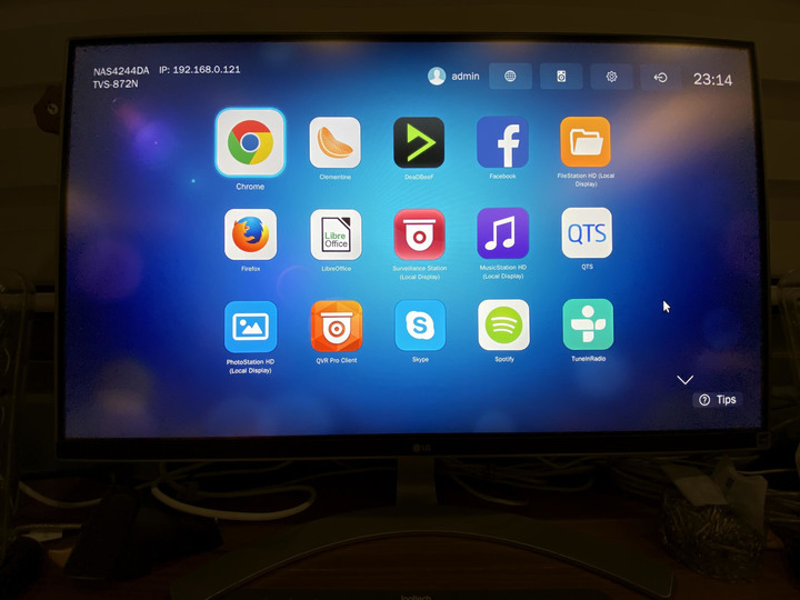 QNAP TVS-872N 8-Bay 5GbE NAS 開箱