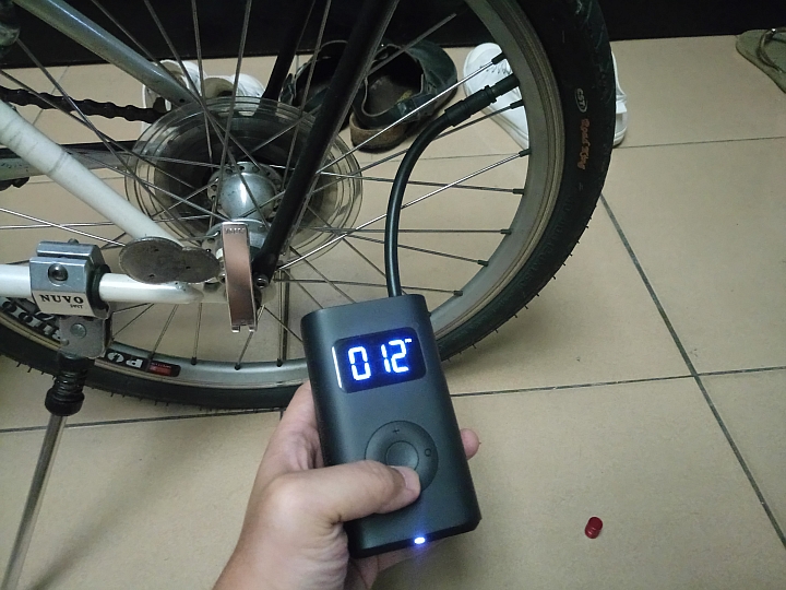 [快速開箱] 雙11購物節 小米電動打氣機當日到貨!