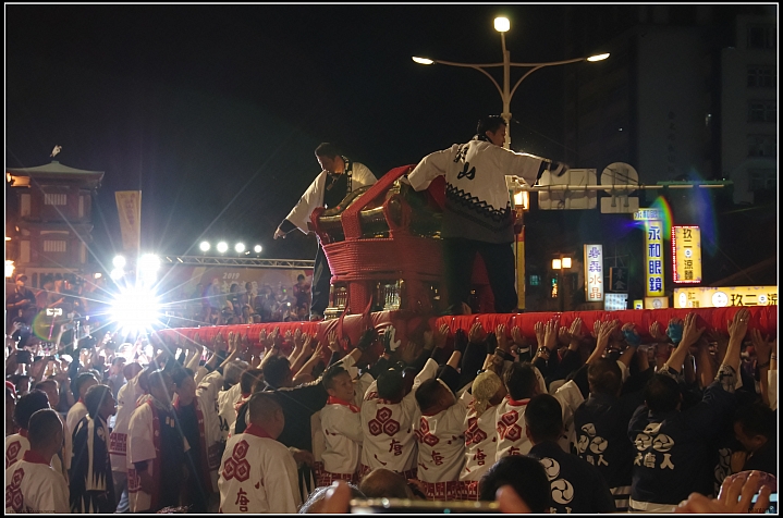 撞神轎