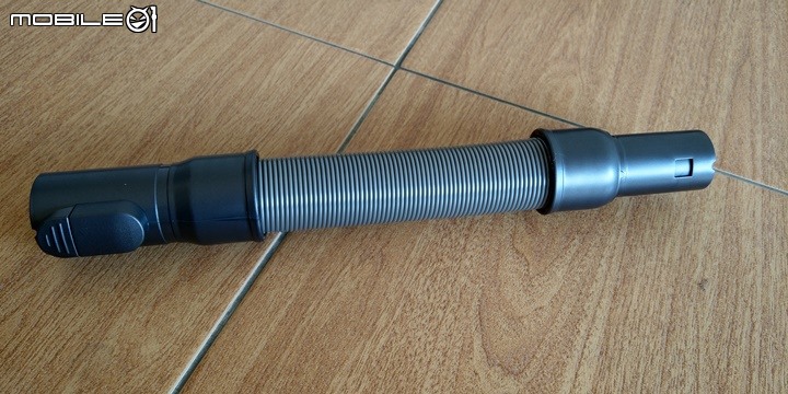 你沒看錯 LG A9+ 無線吸塵器也能拖地