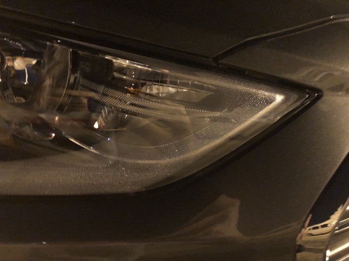 跟各位Elantra車主一起討論一下(大燈內起霧問題)