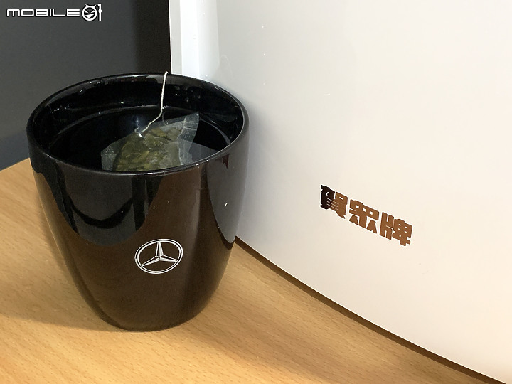 時尚居家~日日喝好水 - 賀眾牌 UV-6702EW-1 超效瞬淨冷熱飲水機 安裝開箱&使用分享