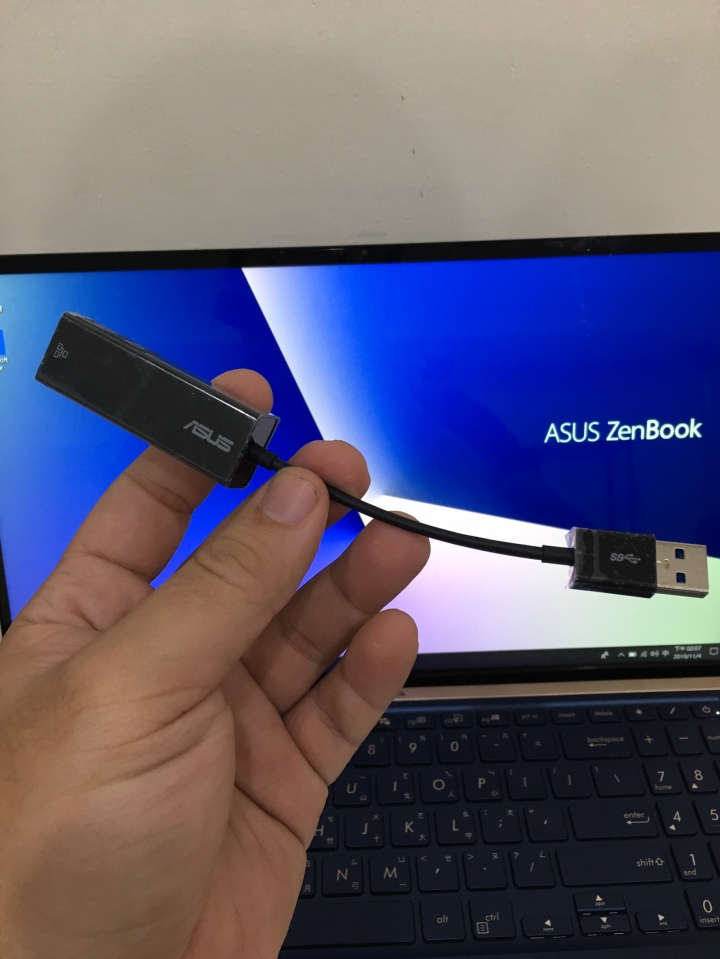 開箱_最小15吋筆電Zenbook UX534 feat.Intel 10代處理器
