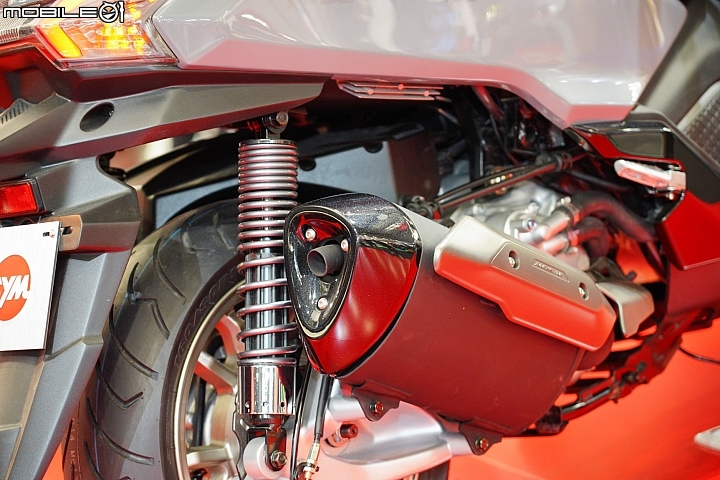 【EICMA2019】SYM MAXSYM 400i E5 米蘭發表！標配 TCS 循跡、外型更動感