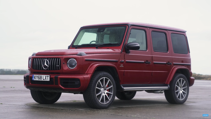 【超有趣】奧迪R8 vs RC遙控車 vs 無人機 vs AMG G63，直線加速賽, 動態起跑和剎車測試！！