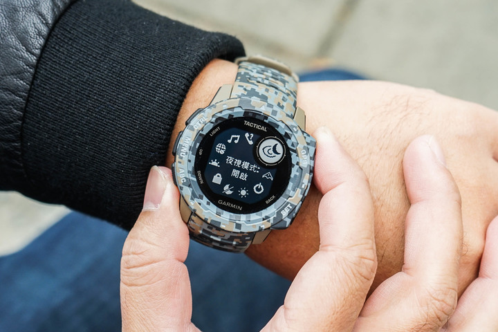 Garmin Instinct Tactical Edition軍事戰術版開箱實測 喚醒心中的硬漢魂!
