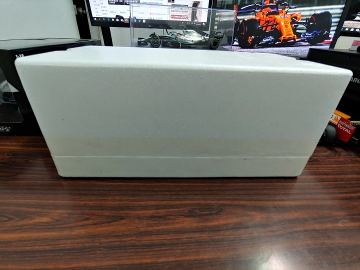 [開箱]MINICHAMPS 1/18 McLaren MCL33 F.ALONSO L.E. 518 pcs.