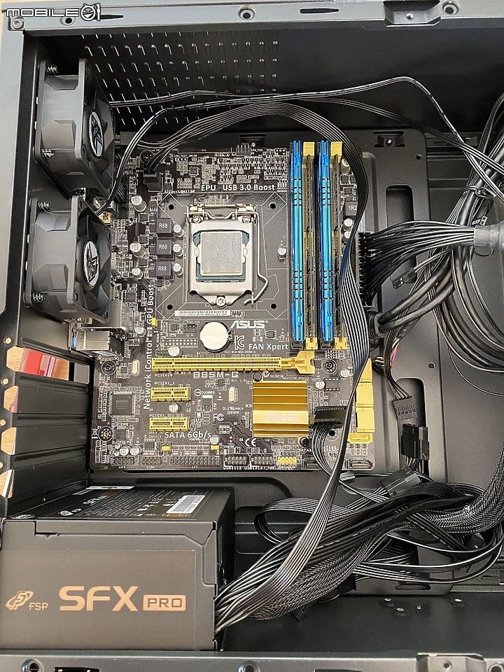 [開箱] 全漢 CST110 窄小型 LowProfile 小神殿 350W PRO SFX 金鋼彈