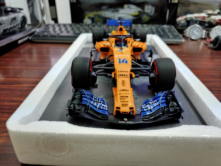 [開箱]MINICHAMPS 1/18 McLaren MCL33 F.ALONSO L.E. 518 pcs.