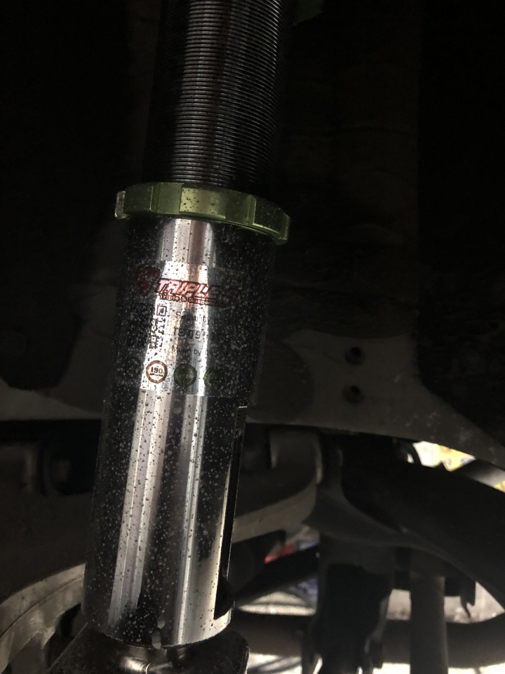 油電Q50s Triple S避震器開箱文