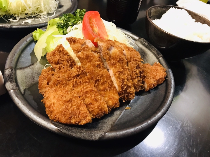 【東京都】歌舞伎町裡CP值超高的隱藏版美食，昭和36年創立的炸豬排老店「とんかつ　にいむら」