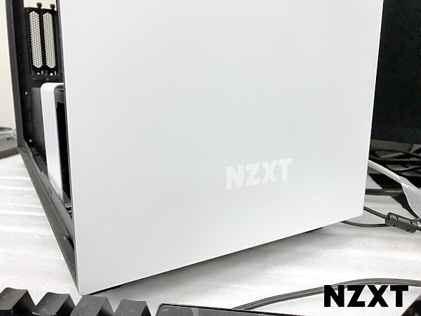 NZXT H710i幹「大」事,美型機殼也搞數位控制!