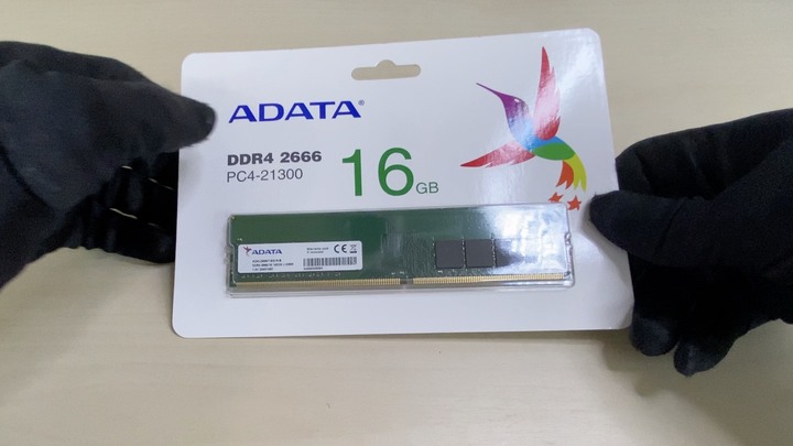 開箱 DDR4 記憶體 ADATA 2666MHz 16GB