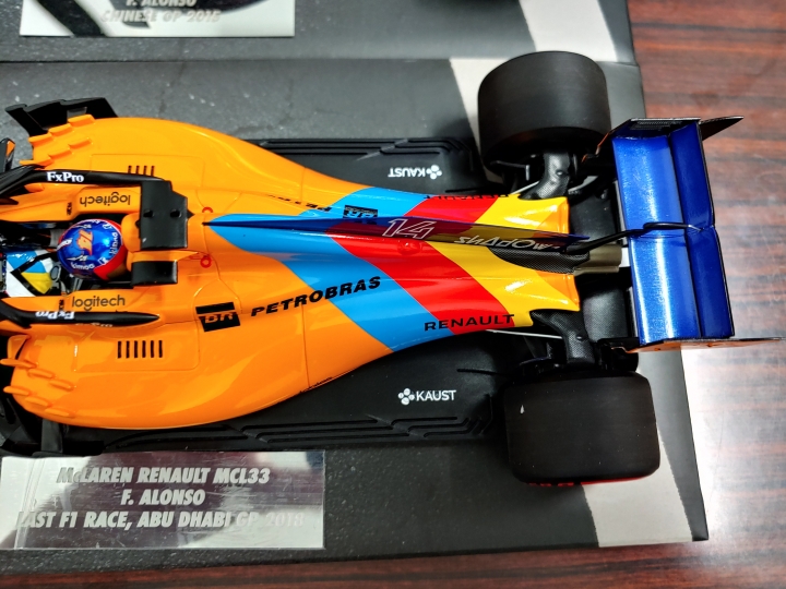 [開箱]MINICHAMPS 1/18 McLaren MCL33 F.ALONSO L.E. 518 pcs.