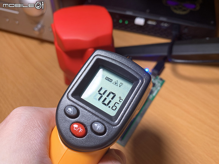 平價隨身SSD的最佳解 - 金士頓 A2000 1TB 開箱&外接使用 多方評測