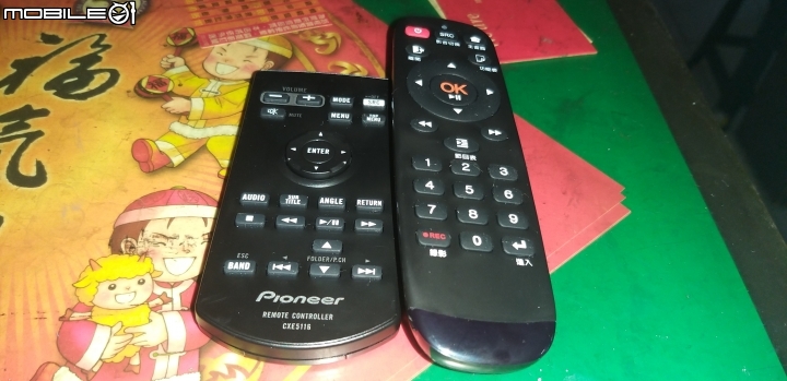 點我看大圖 功能多元的DVD主機,Pioneer AVH-Z2050BT 6.2吋DVD觸控螢幕主機