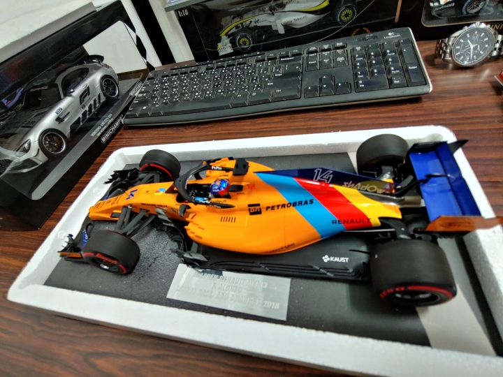[開箱]MINICHAMPS 1/18 McLaren MCL33 F.ALONSO L.E. 518 pcs.