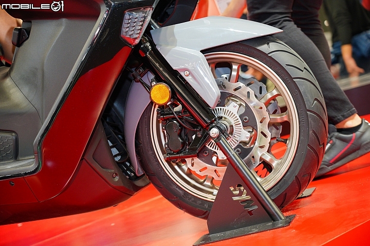 【EICMA2019】SYM MAXSYM 400i E5 米蘭發表！標配 TCS 循跡、外型更動感