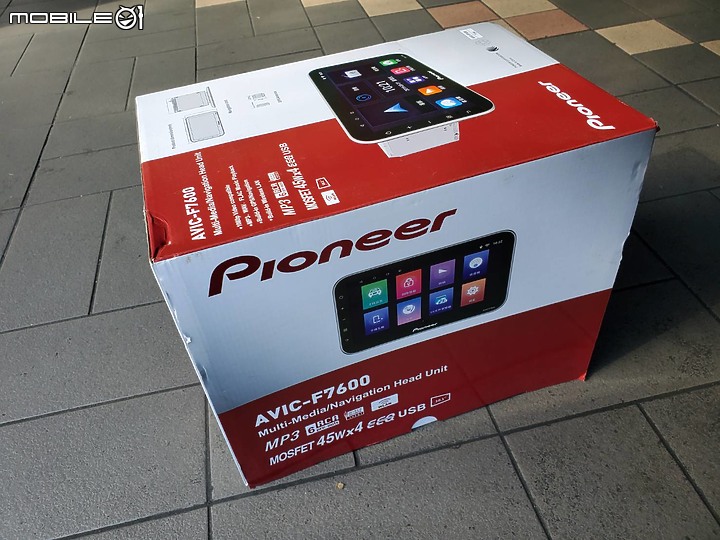 Pioneer AVIC-F7600 多媒體車機評測 10.1吋大螢幕的視覺饗宴!