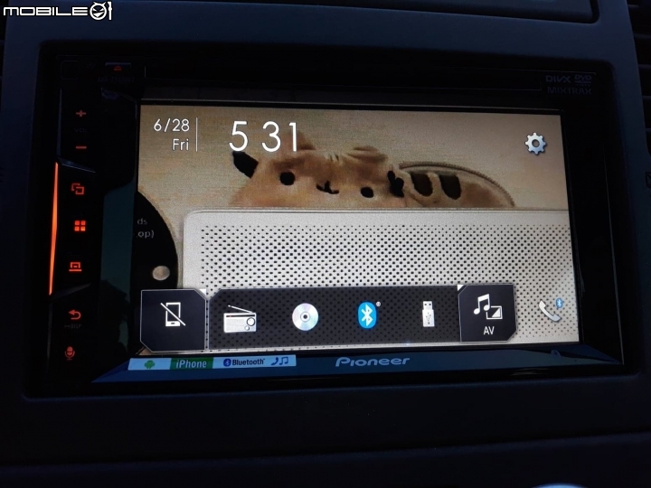 點我看大圖 功能多元的DVD主機,Pioneer AVH-Z2050BT 6.2吋DVD觸控螢幕主機