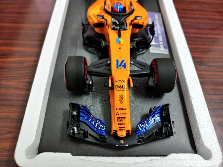 [開箱]MINICHAMPS 1/18 McLaren MCL33 F.ALONSO L.E. 518 pcs.