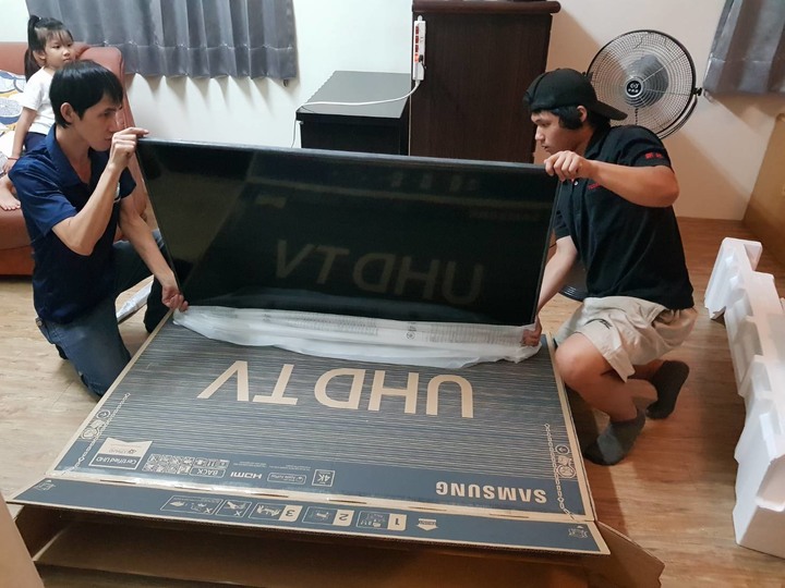 [開箱]三星UA55RU7400WXZW~從42吋躍升55吋的爽度~~