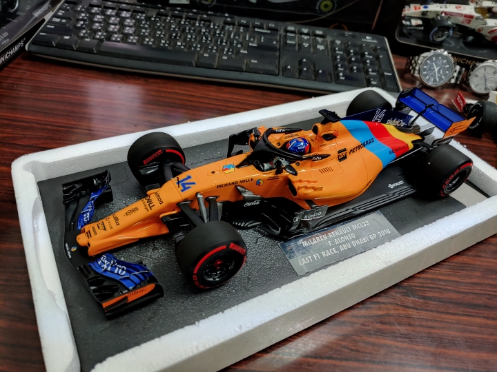 [開箱]MINICHAMPS 1/18 McLaren MCL33 F.ALONSO L.E. 518 pcs.
