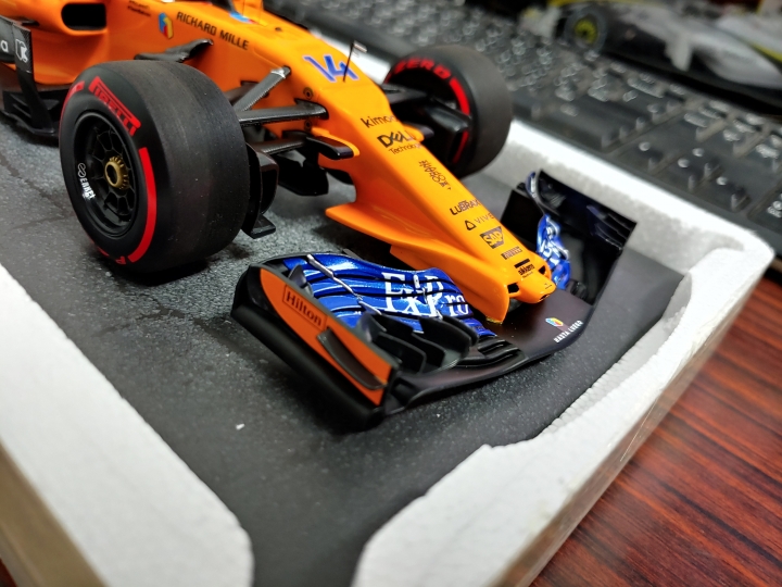 [開箱]MINICHAMPS 1/18 McLaren MCL33 F.ALONSO L.E. 518 pcs.