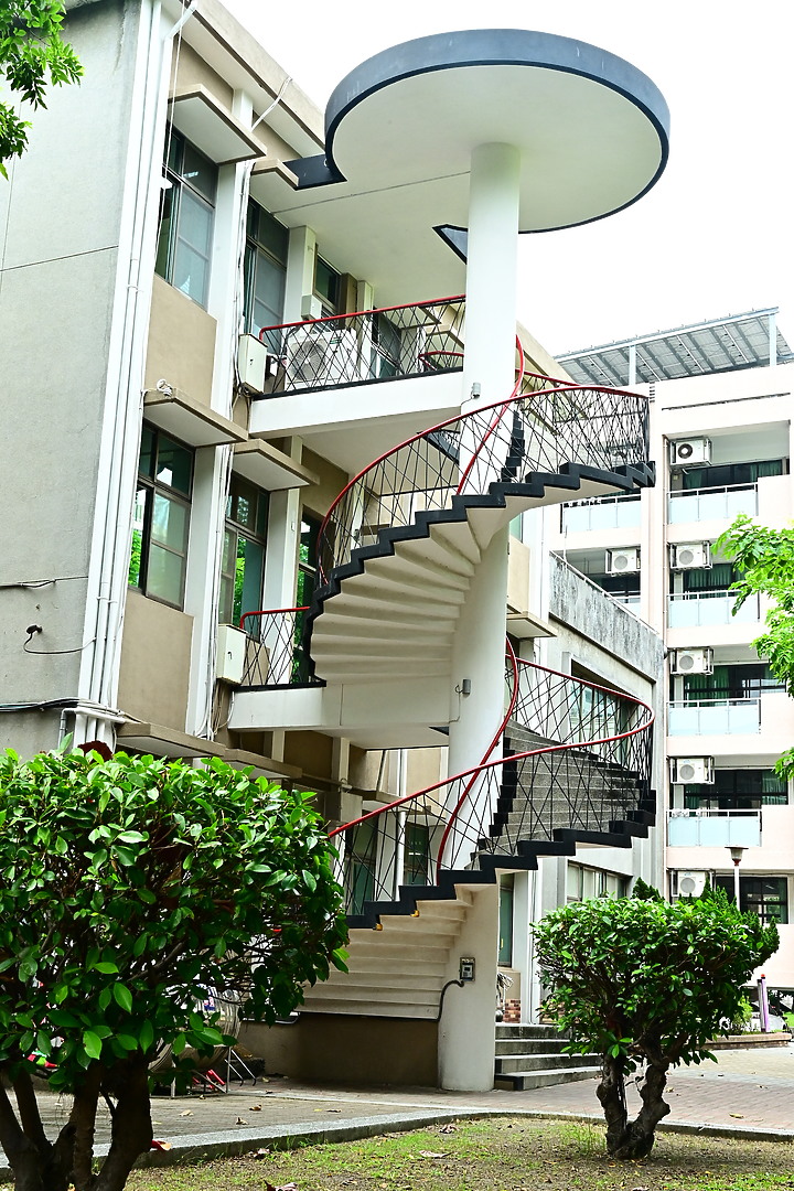 點我看大圖 Z7+14-30mm F4.0 S實拍600多人大合照:高雄女中77級78級畢業30重聚