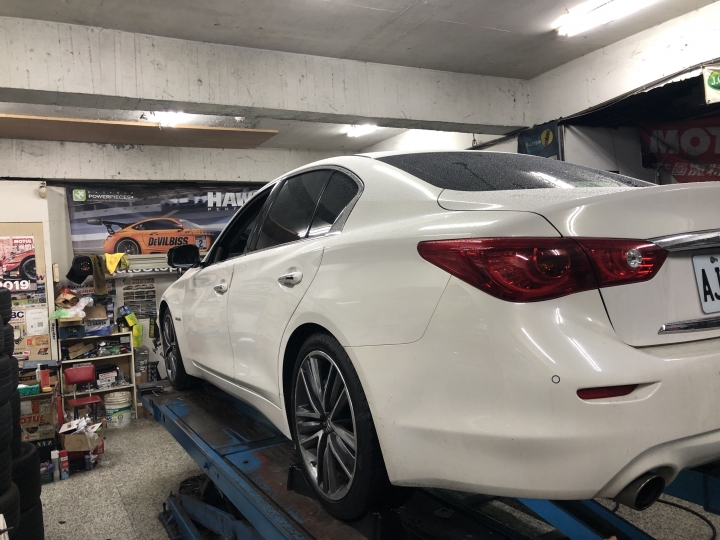 油電Q50s Triple S避震器開箱文
