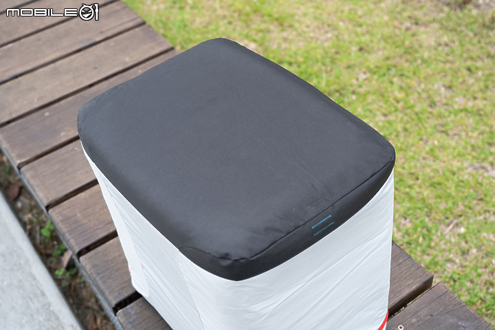 QUECHUA ICE FRESH COMPACT 26L 自動充氣保冷箱簡單介紹