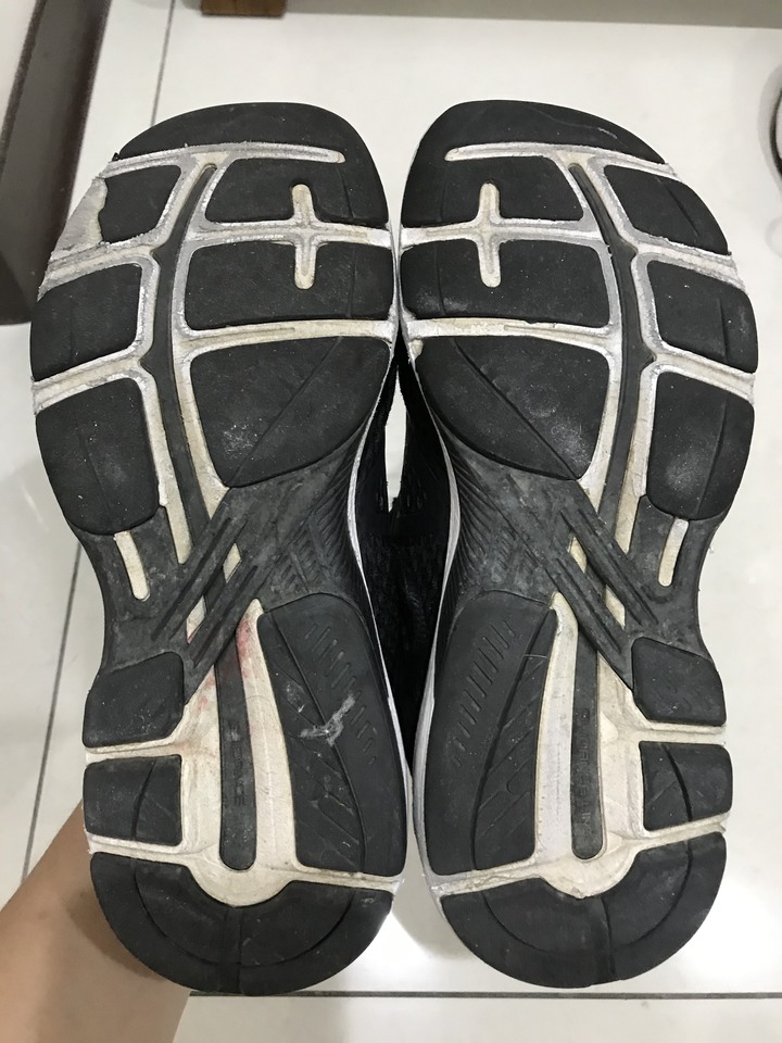 買 亞瑟士 ? 看看我的遭遇!
