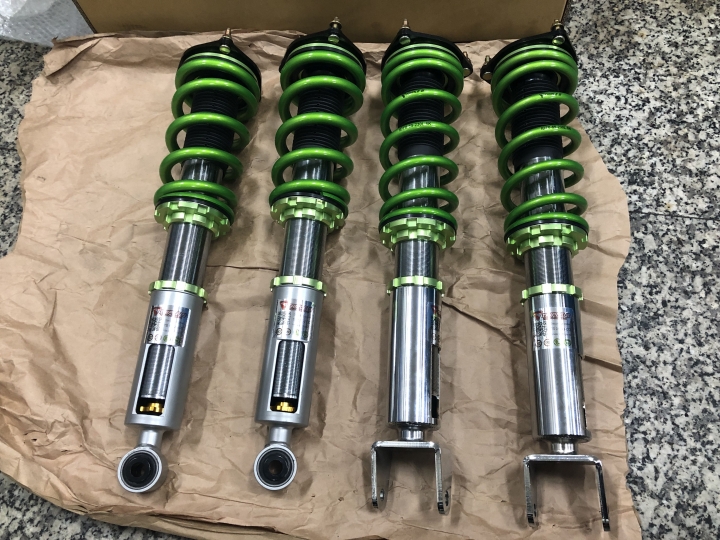 油電Q50s Triple S避震器開箱文