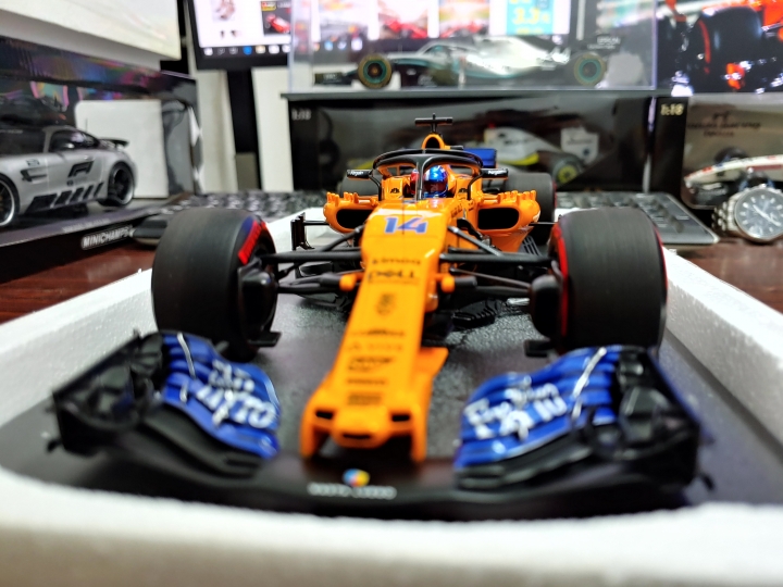 [開箱]MINICHAMPS 1/18 McLaren MCL33 F.ALONSO L.E. 518 pcs.