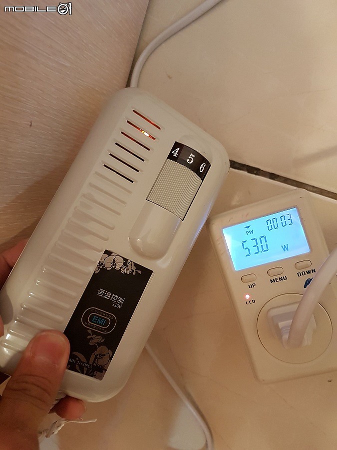 韓國甲珍電毯的瓦數沒到100瓦....可是卻非常熱!!這比電暖器好用嗎?