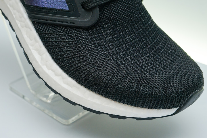 adidas Ultraboost 20首度曝光!首發配色與國際太空站合作推出