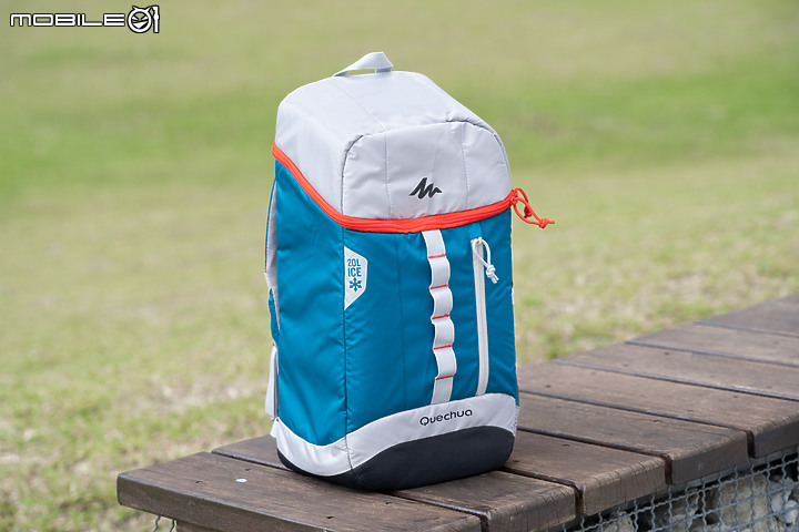 QUECHUA Hiking Backpack Cooler 20L 背包式保冷箱 外出走跳一把照