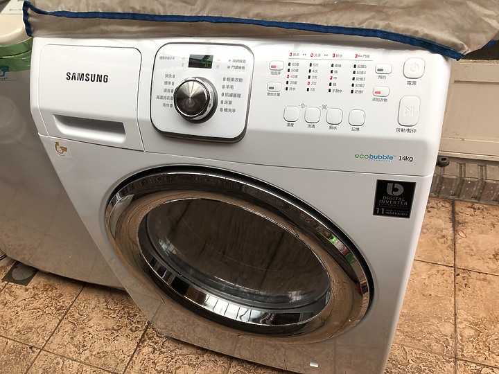 入手第一台滾筒洗衣機 WF14F5K3AVW/TW