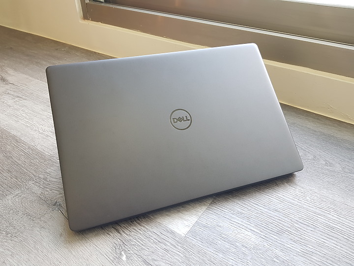 【小宅開箱】DELL Inspiron 15-7590-R1538BTW 深灰黑 文書非文書，電競非電競