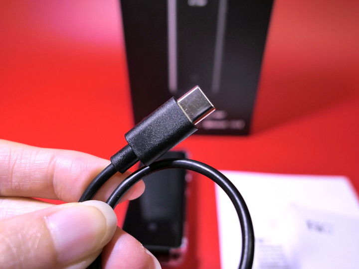 [開箱評測]FiiO BTR5 旗艦級HIFI隨身音樂藍牙接收器～內外兼備魅力無法擋～
