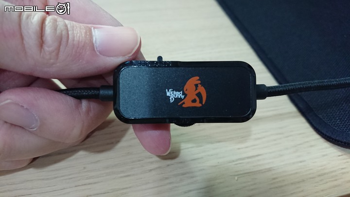 [開箱有片]台灣品牌Wicked Bunny威克邦尼 HDSS電競耳機麥克風