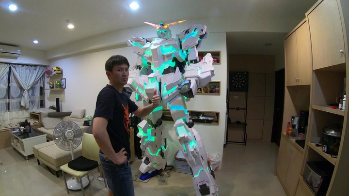 獨角獸鋼彈 紙模型 RX-0 Unicorn Gundam 2.5Meter 1/7.2
