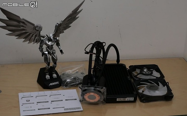 [開箱] 圓形 LCD 搭載 AORUS LIQUID ARGB AIO 信仰水冷